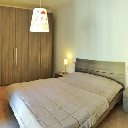 Riva Gabella 6 * Maccagno