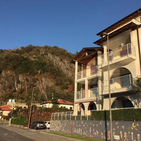 Riva Gabella 6 * Maccagno