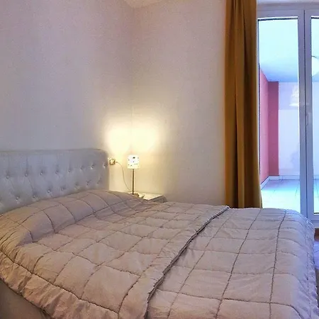 公寓 Riva Gabella 6 *